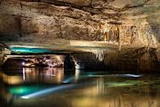 Grottes De Beze